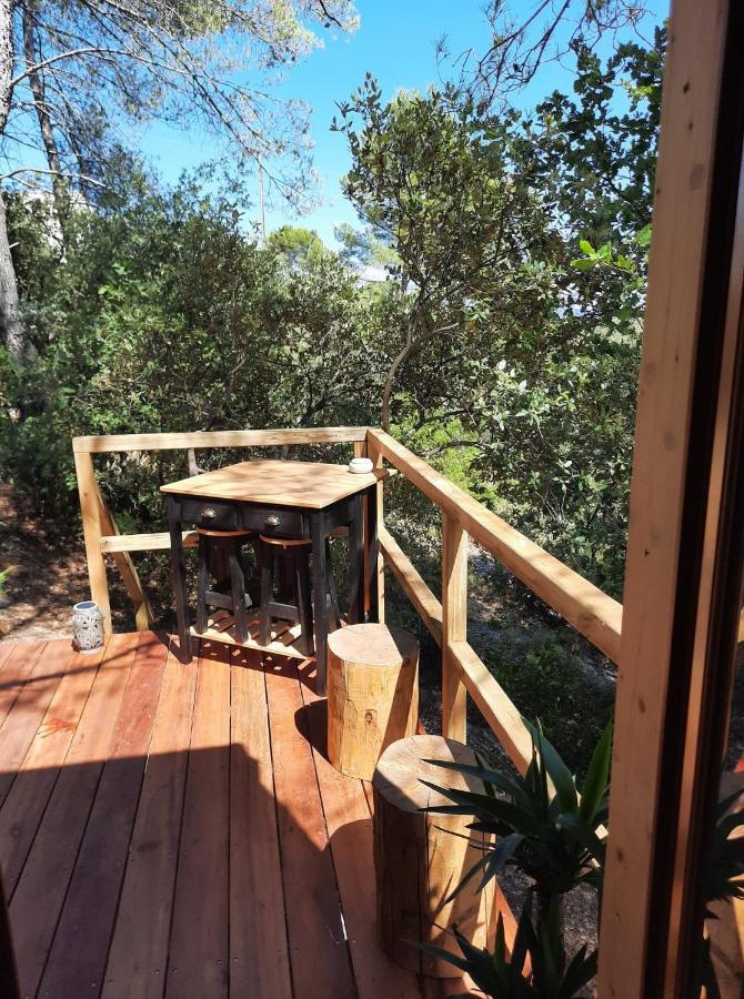 Cabane Dans Les Arbres "La Kaz Aux Cigales" Cuers Εξωτερικό φωτογραφία