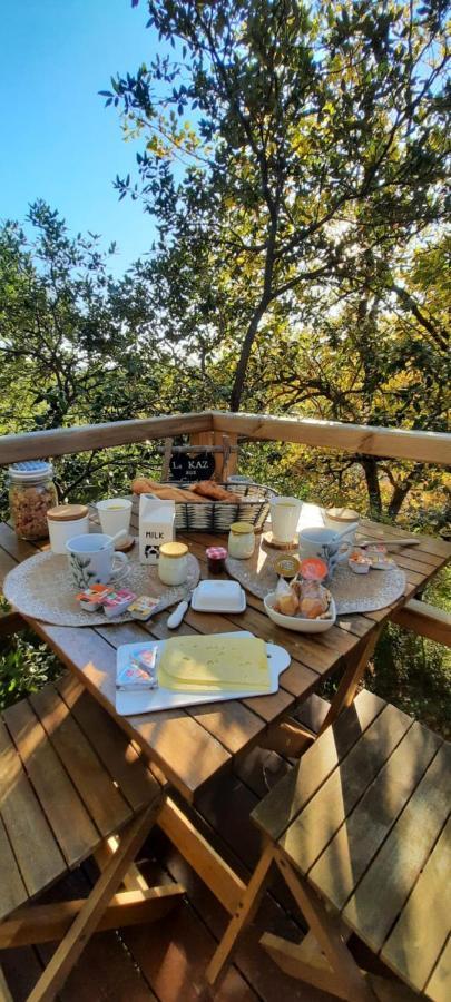 Cabane Dans Les Arbres "La Kaz Aux Cigales" Cuers Εξωτερικό φωτογραφία